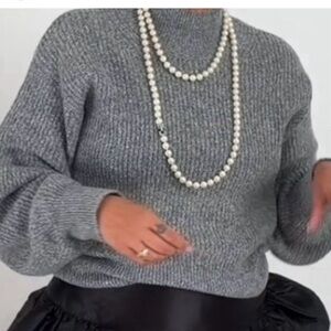 H&M Light Gray Knit Pullover sweater sz XL